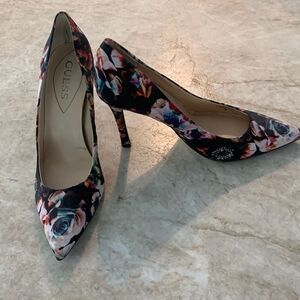 GUESS Floral Heels Size 9
